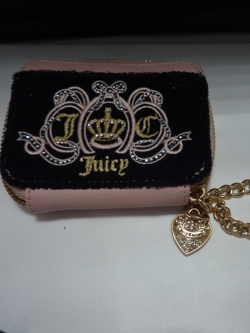 Juicy Couture Black Pink ID  ZIP WALLET  Heart Charm Embroidered Rhinestone Logo